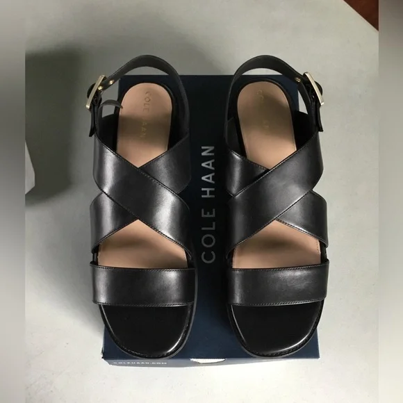 COLE HAAN - Picture 1 of 16